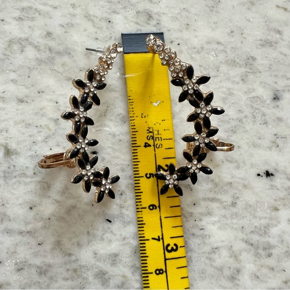 Women's Silver & Black Embellished Cluster Ear Cuff Earrings - Picture 3 of 6